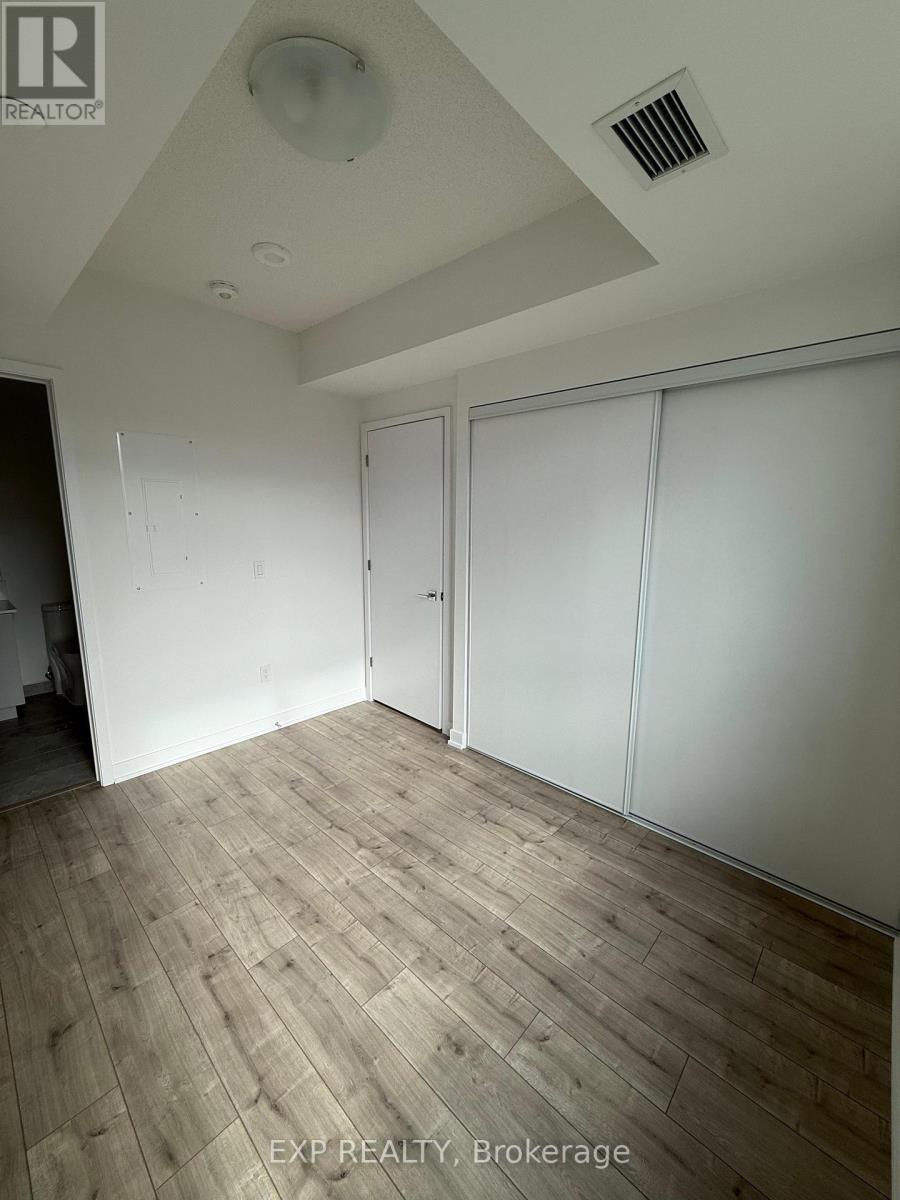 302 - 500 Plains Road E, Burlington, Ontario  L7T 2E1 - Photo 25 - W12540306