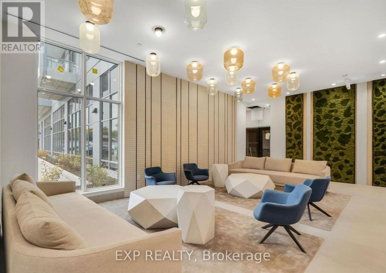 302 - 500 Plains Road E, Burlington, Ontario  L7T 2E1 - Photo 7 - W12540306