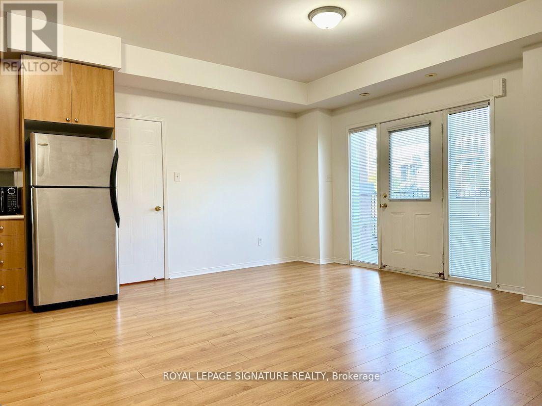 86 - 3088 Eglinton Avenue, Mississauga, Ontario  L5M 8C5 - Photo 4 - W12540312