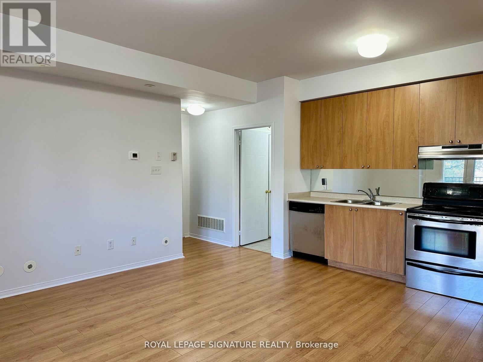 86 - 3088 Eglinton Avenue, Mississauga, Ontario  L5M 8C5 - Photo 8 - W12540312