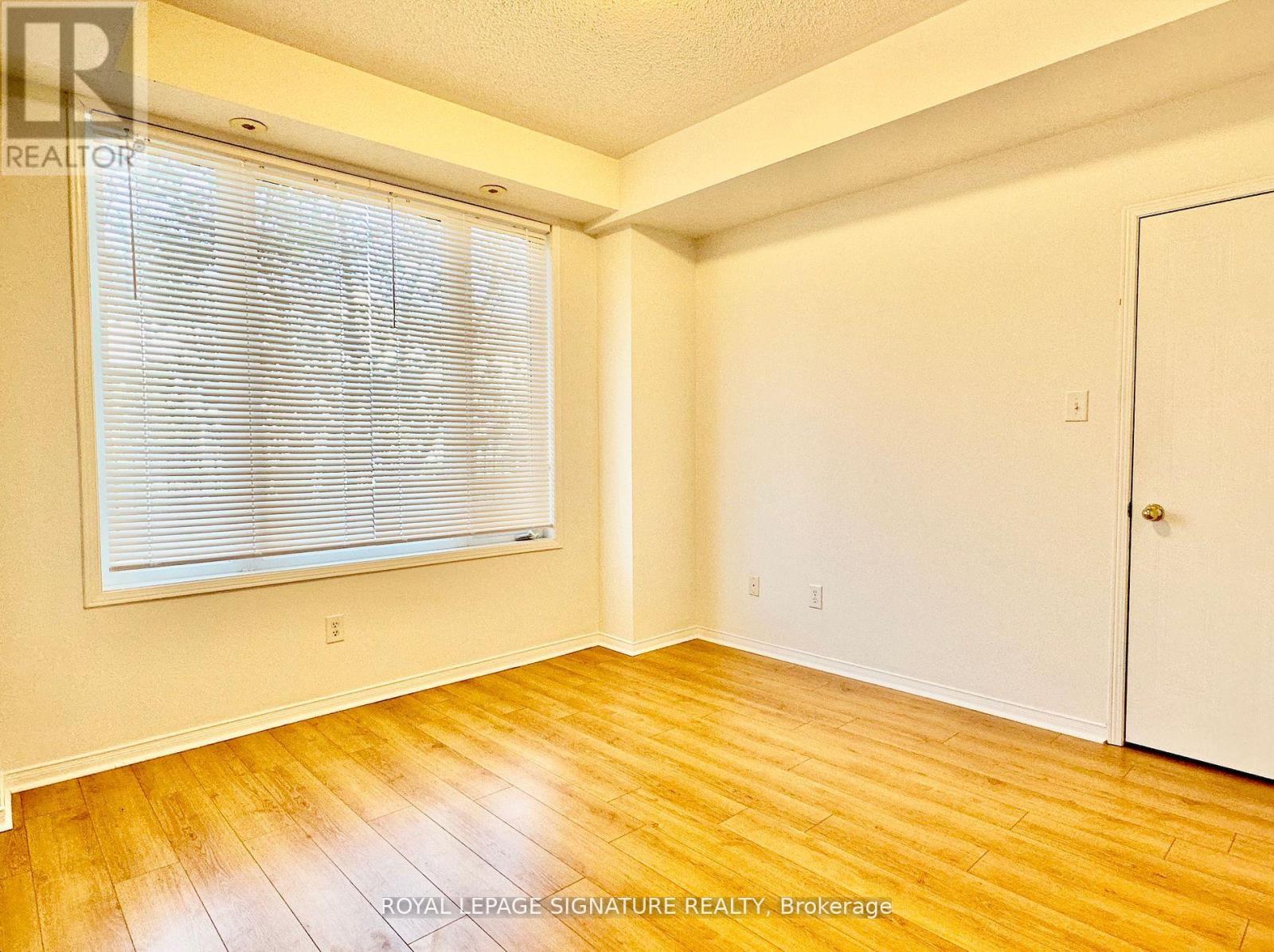 86 - 3088 Eglinton Avenue, Mississauga, Ontario  L5M 8C5 - Photo 9 - W12540312