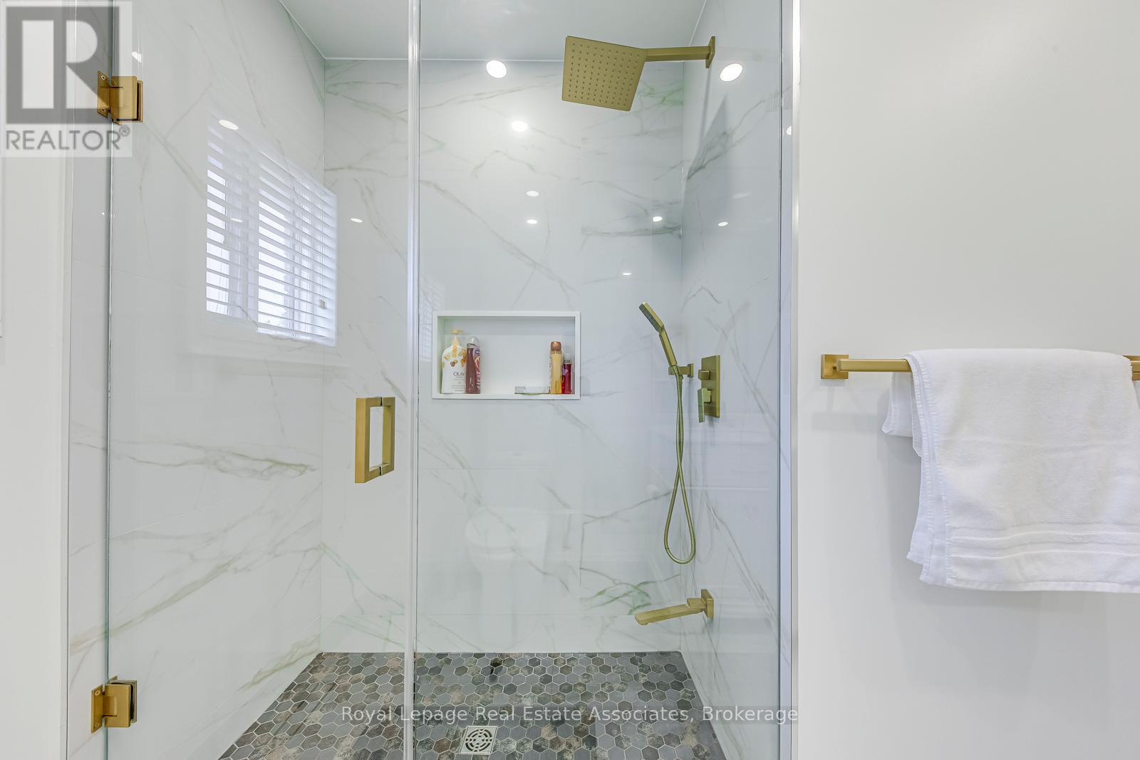 2535 Andover Road, Oakville, Ontario  L6H 6C3 - Photo 35 - W12540332