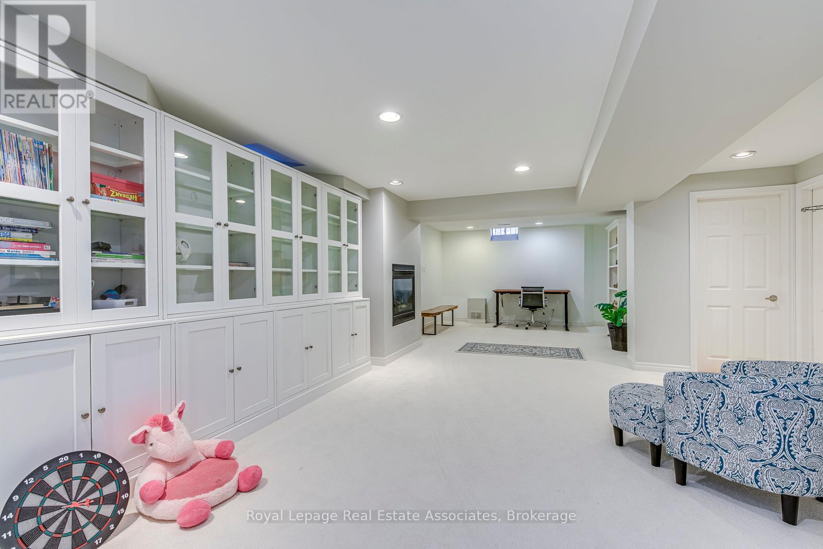 2535 Andover Road, Oakville, Ontario  L6H 6C3 - Photo 37 - W12540332