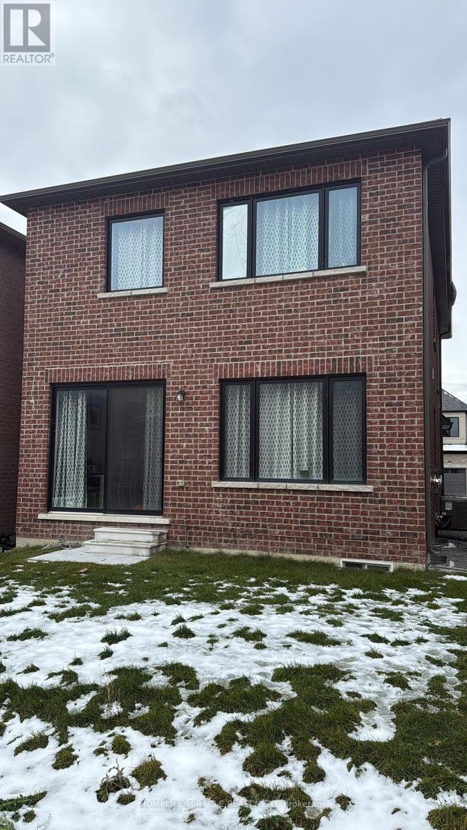 13 Calabria Drive, Caledon, Ontario  L7A 4L3 - Photo 2 - W12540360