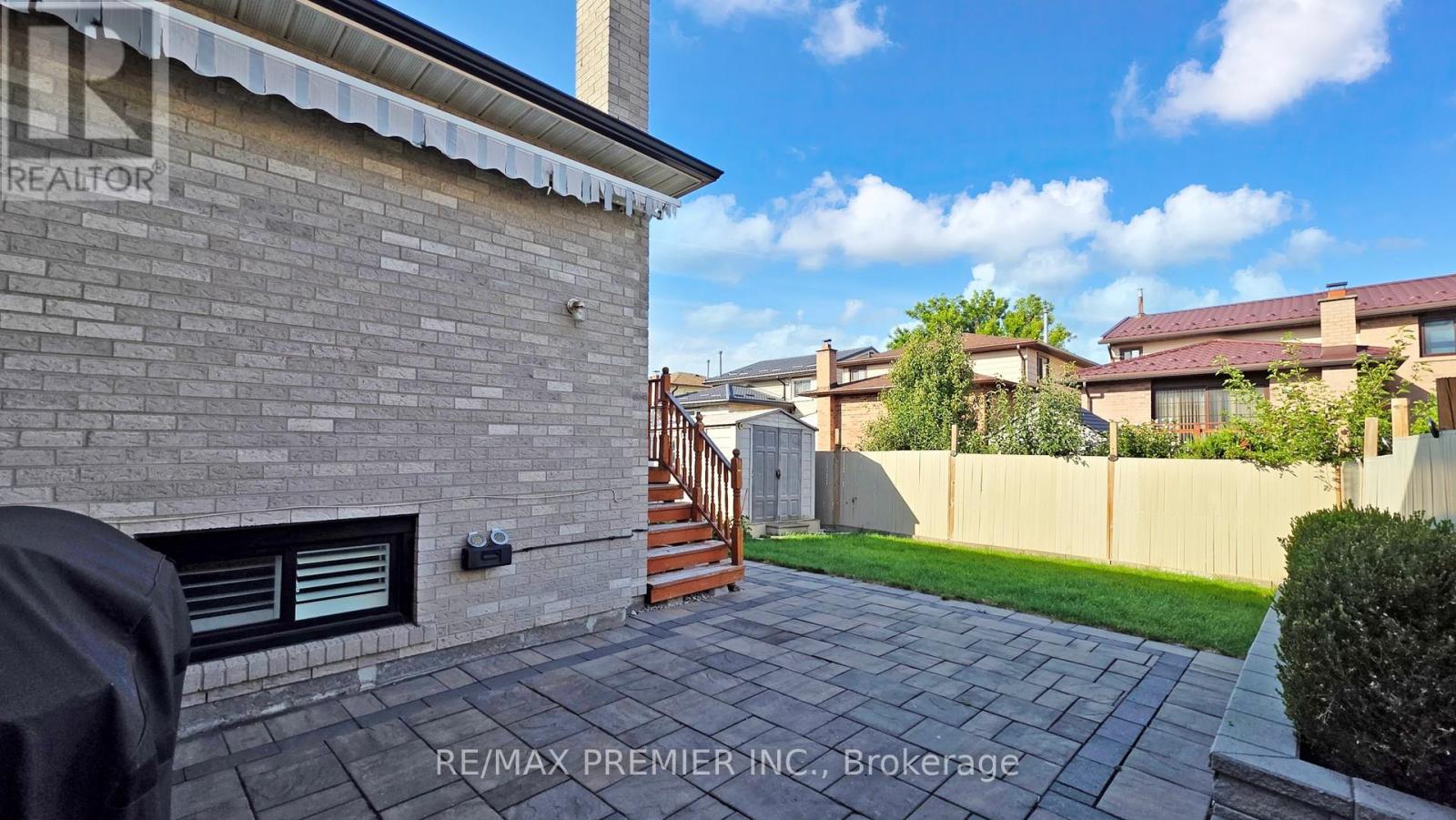 16 Magdalena Court, Toronto, Ontario  M9V 4S7 - Photo 41 - W12540364