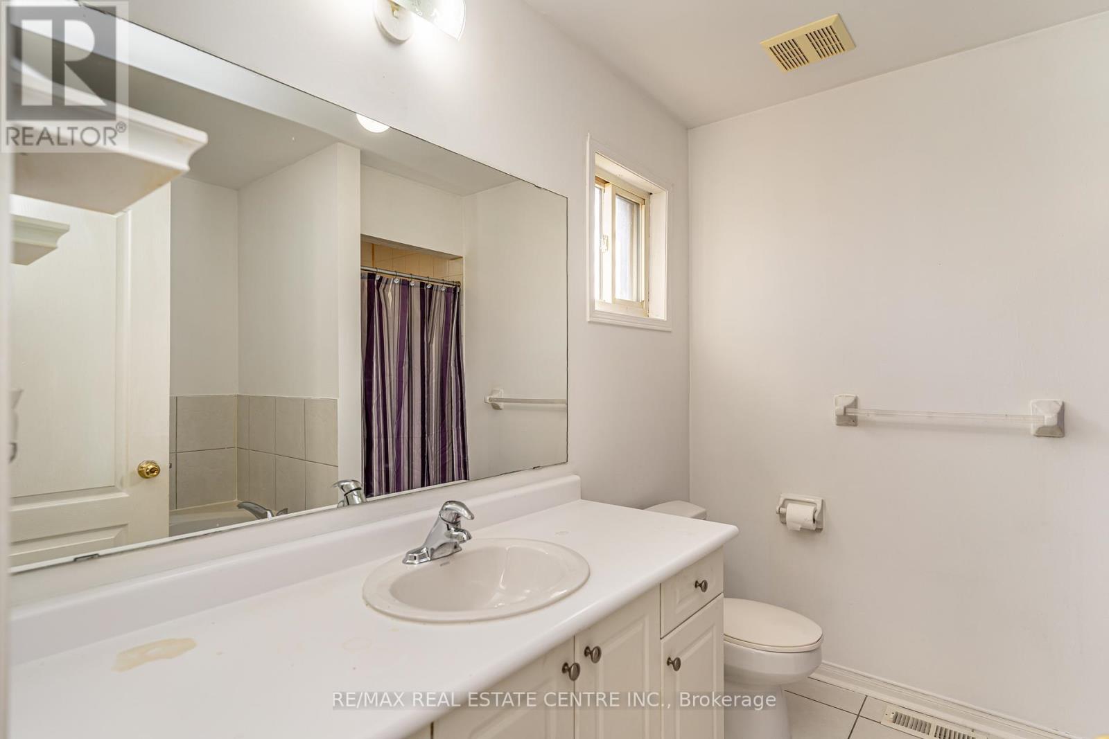 43 Trumpet Valley Boulevard, Brampton, Ontario  L7A 2Z8 - Photo 26 - W12540376