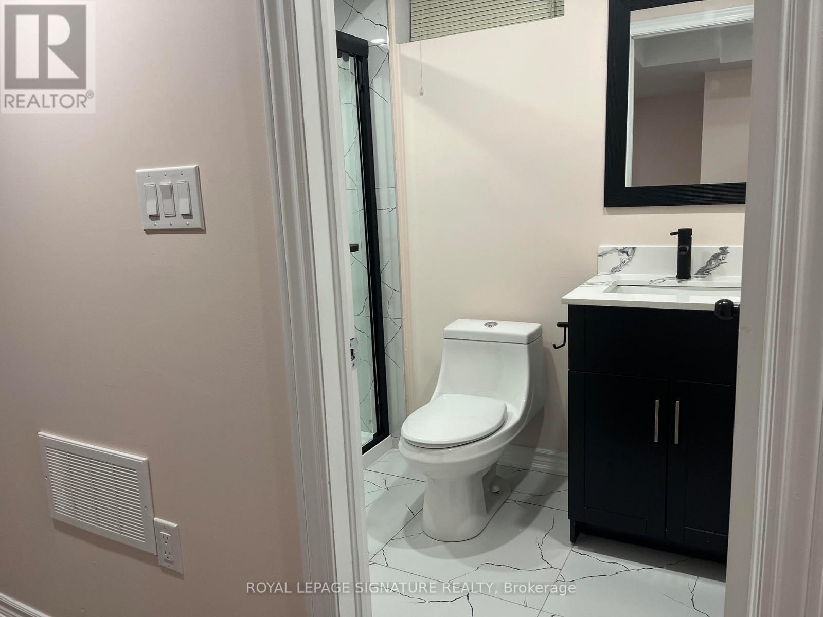 Bsmt - 2304 Bankside Drive, Mississauga, Ontario  L5M 6E1 - Photo 13 - W12540398