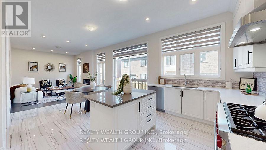 2421 Irene Crescent, Oakville, Ontario  L6H 7C5 - Photo 10 - W12540416