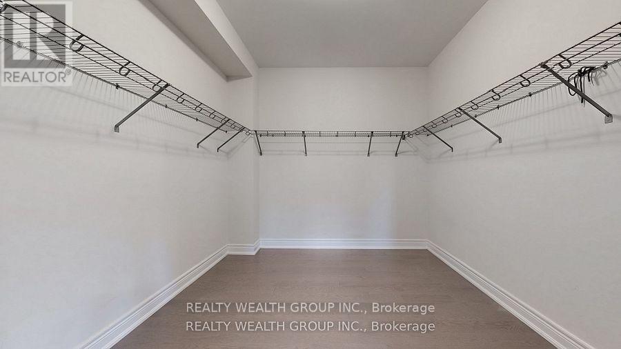 2421 Irene Crescent, Oakville, Ontario  L6H 7C5 - Photo 32 - W12540416