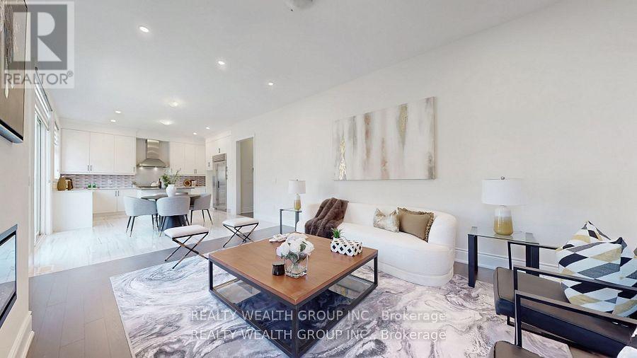 2421 Irene Crescent, Oakville, Ontario  L6H 7C5 - Photo 5 - W12540416