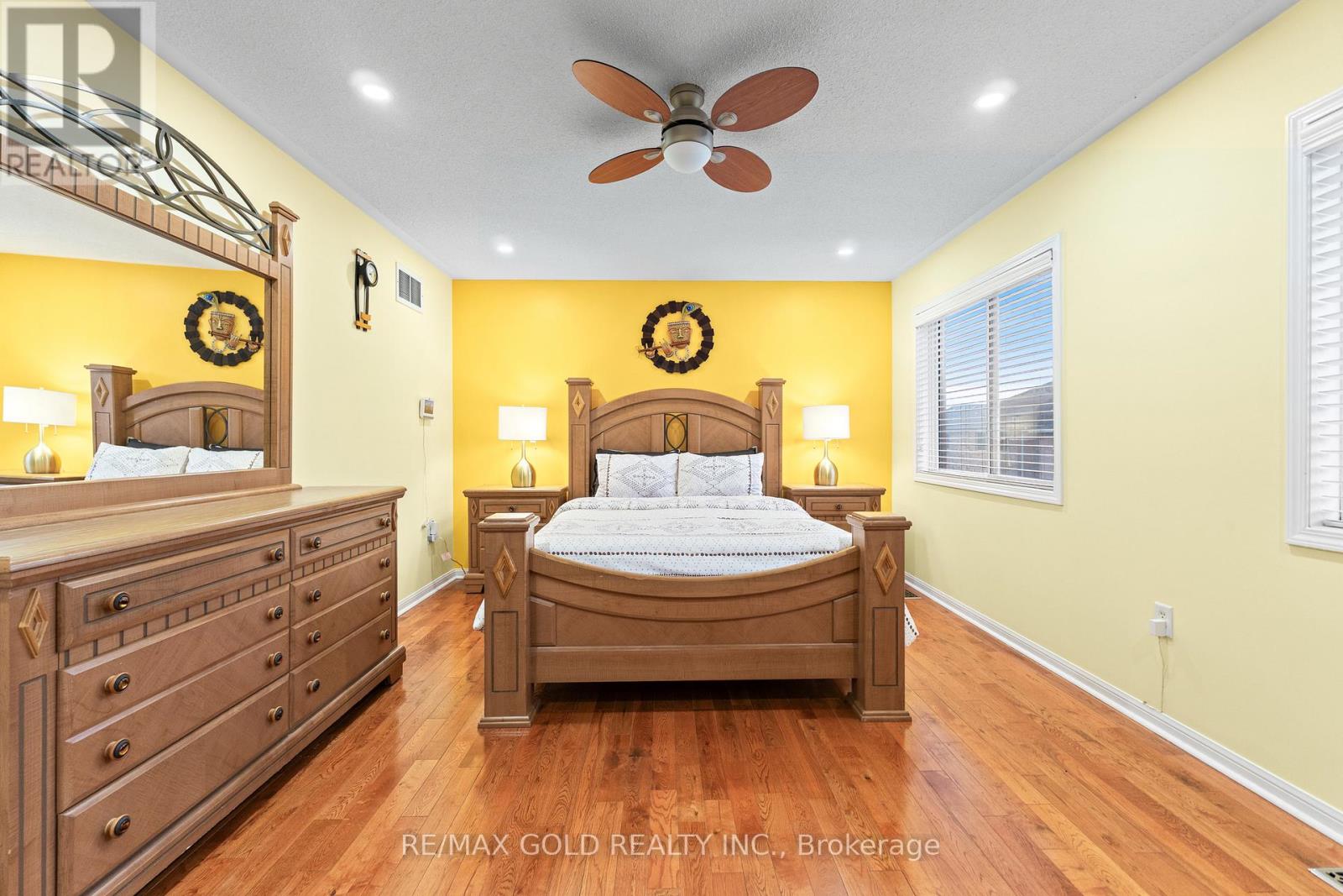 29 Zimmer Street, Brampton, Ontario  L6S 6L9 - Photo 25 - W12540424