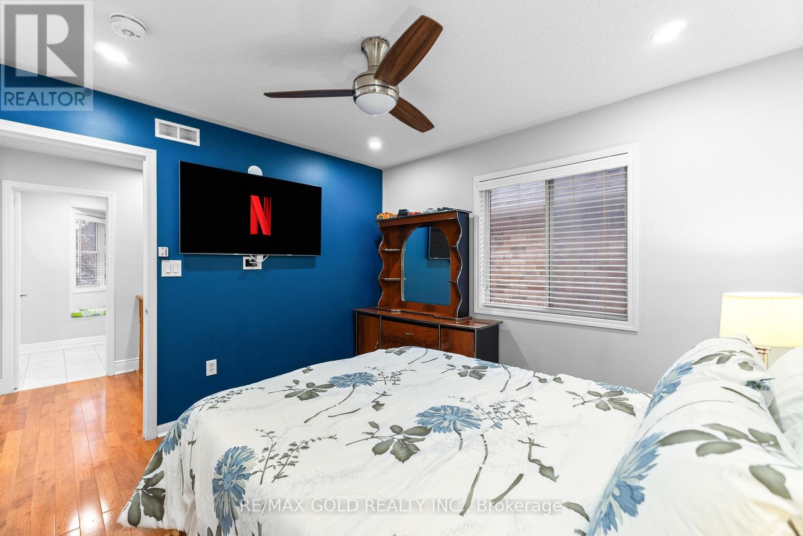 29 Zimmer Street, Brampton, Ontario  L6S 6L9 - Photo 36 - W12540424