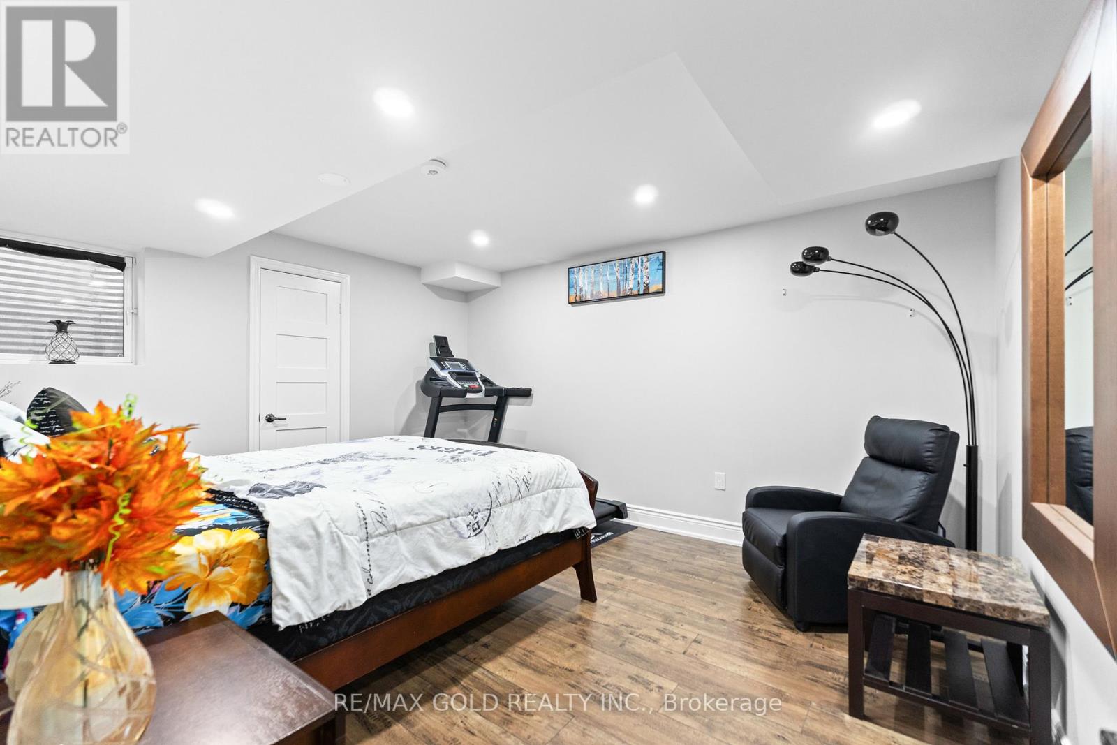 29 Zimmer Street, Brampton, Ontario  L6S 6L9 - Photo 44 - W12540424