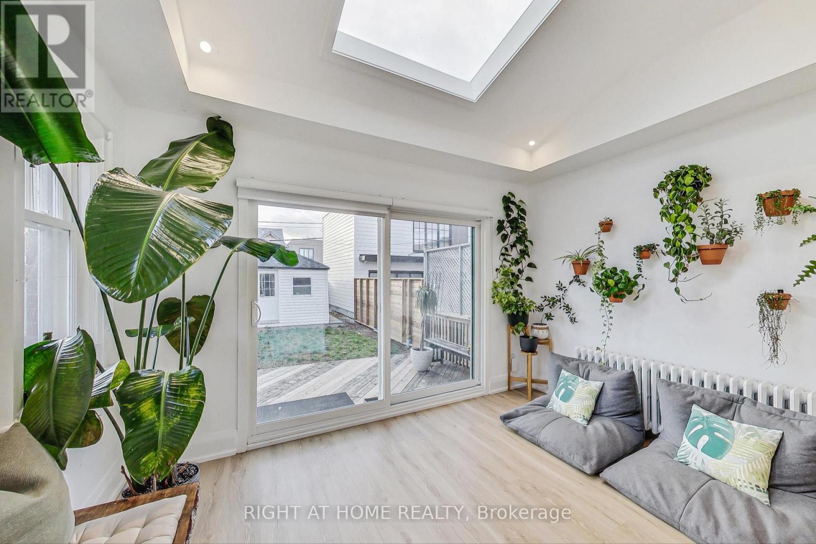 170 Fifth Street, Toronto, Ontario  M8V 2Z7 - Photo 13 - W12540456