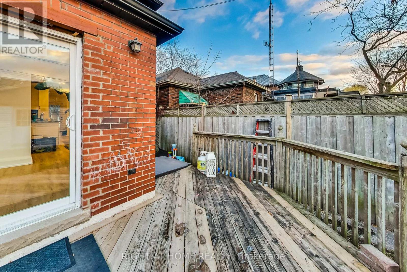 170 Fifth Street, Toronto, Ontario  M8V 2Z7 - Photo 25 - W12540456