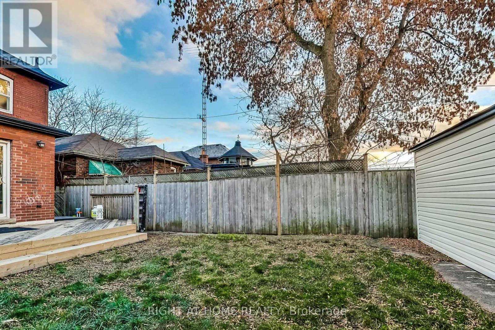 170 Fifth Street, Toronto, Ontario  M8V 2Z7 - Photo 27 - W12540456