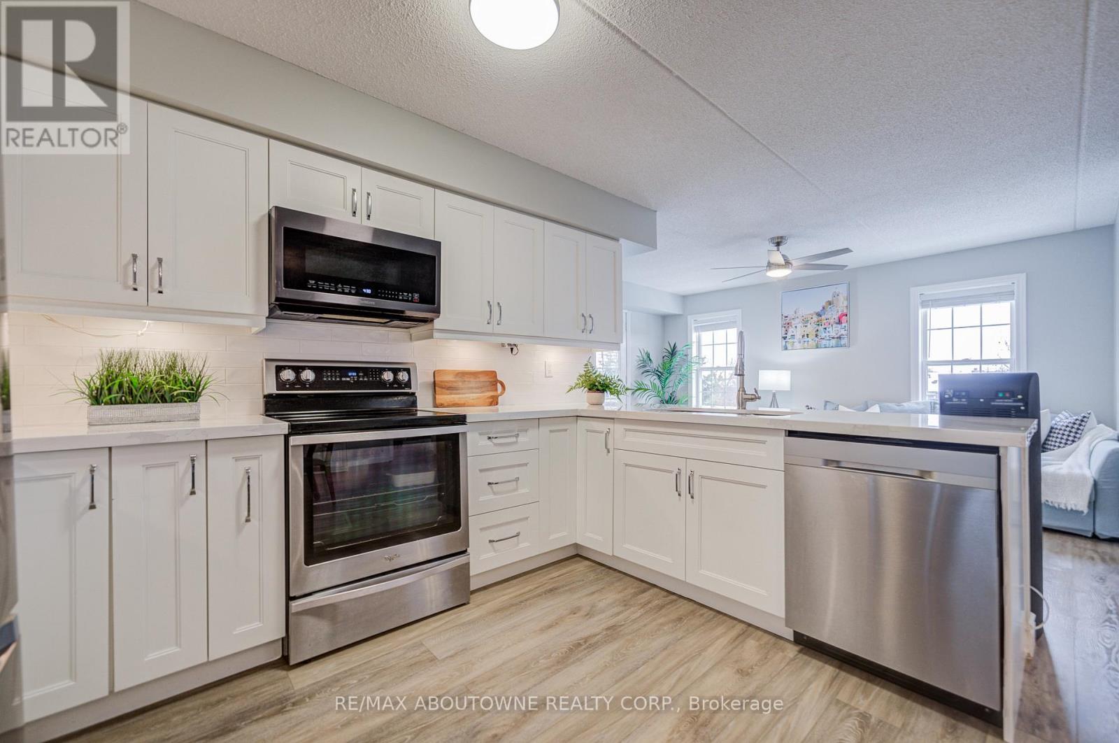 314 - 1460 Bishops Gate, Oakville, Ontario  L6M 4N5 - Photo 12 - W12540514