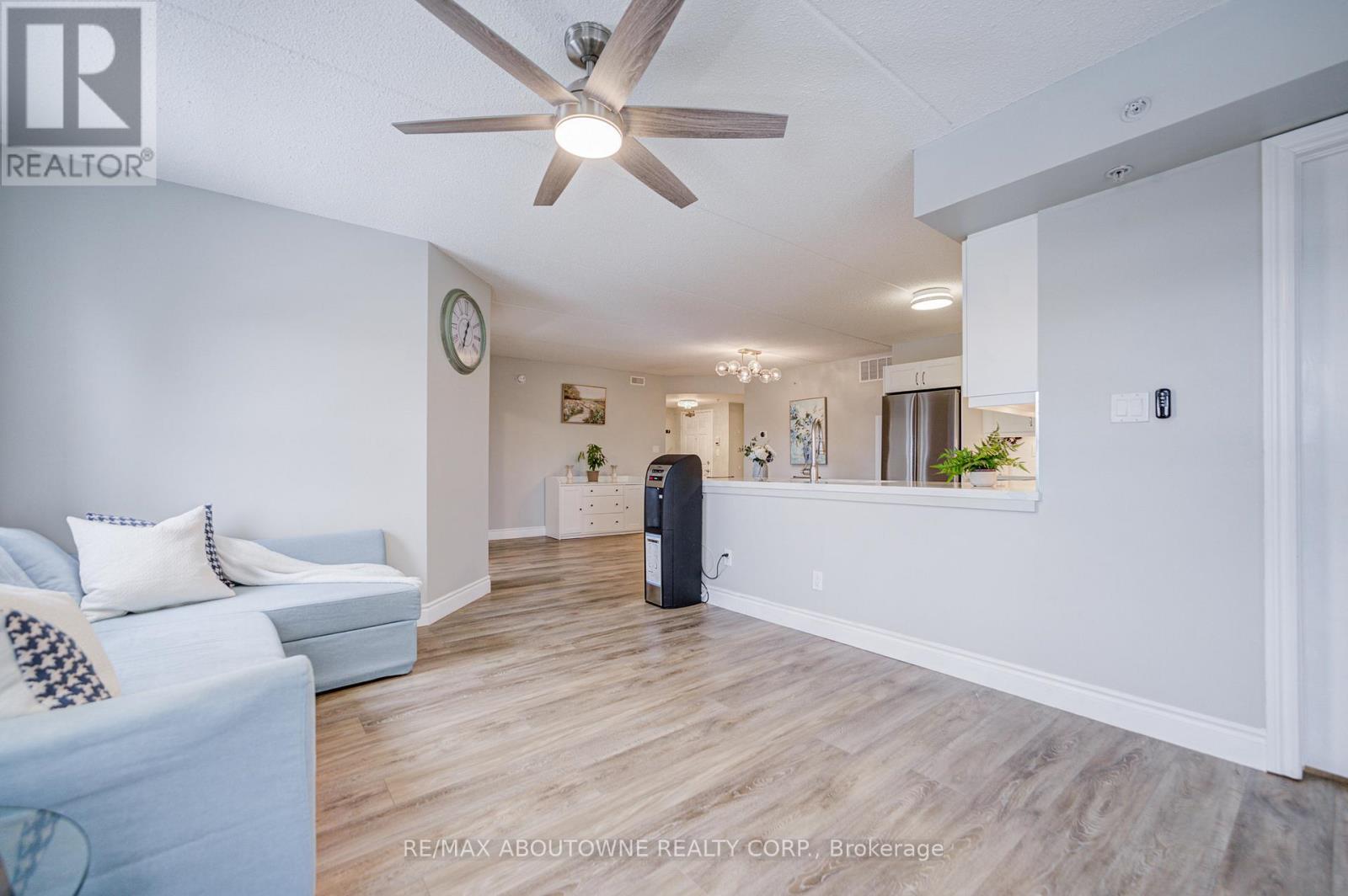 314 - 1460 Bishops Gate, Oakville, Ontario  L6M 4N5 - Photo 16 - W12540514