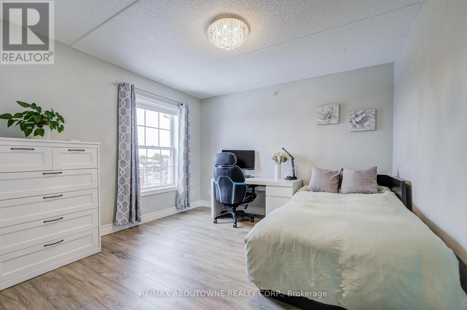 314 - 1460 Bishops Gate, Oakville, Ontario  L6M 4N5 - Photo 19 - W12540514