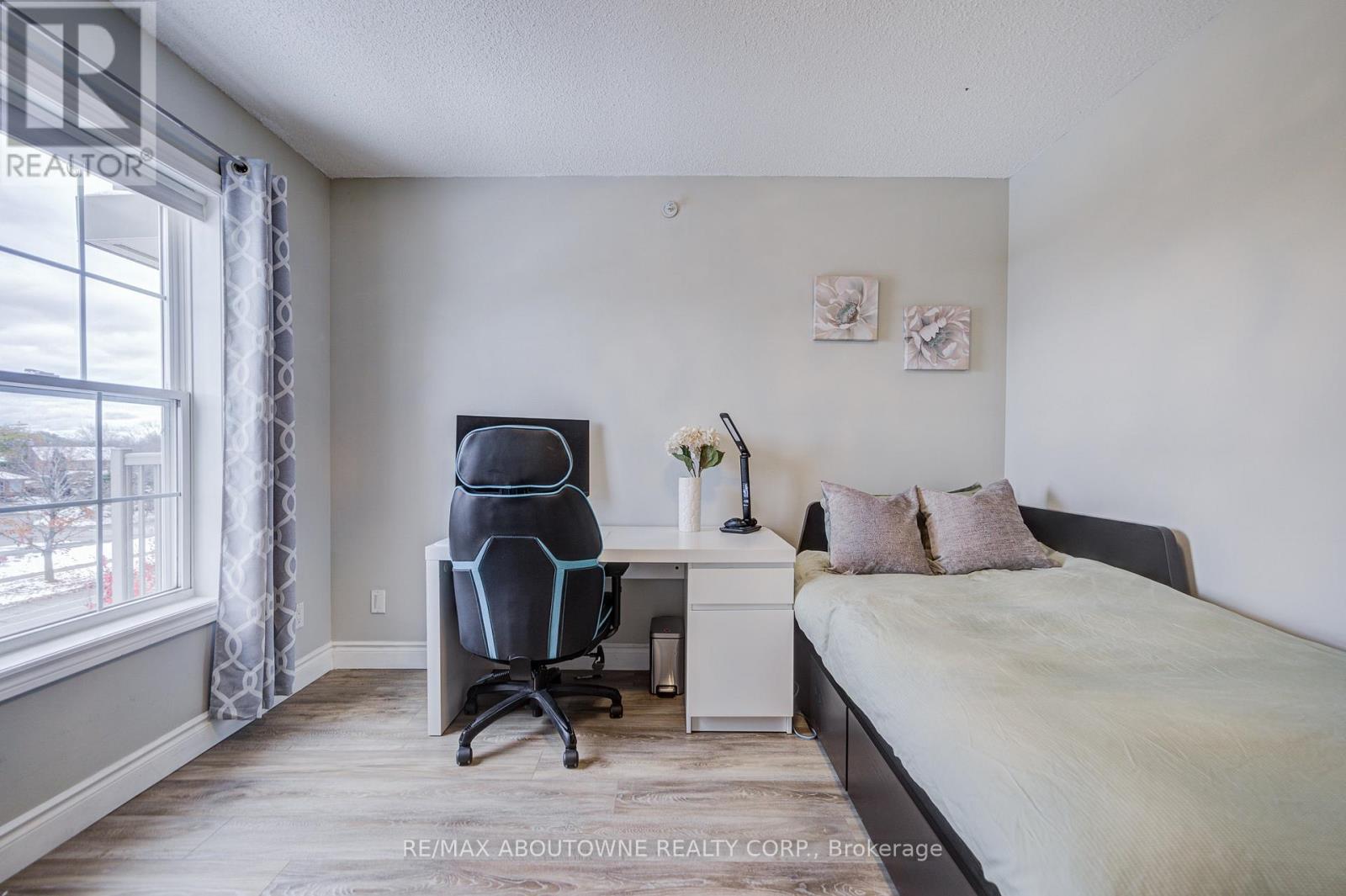 314 - 1460 Bishops Gate, Oakville, Ontario  L6M 4N5 - Photo 20 - W12540514