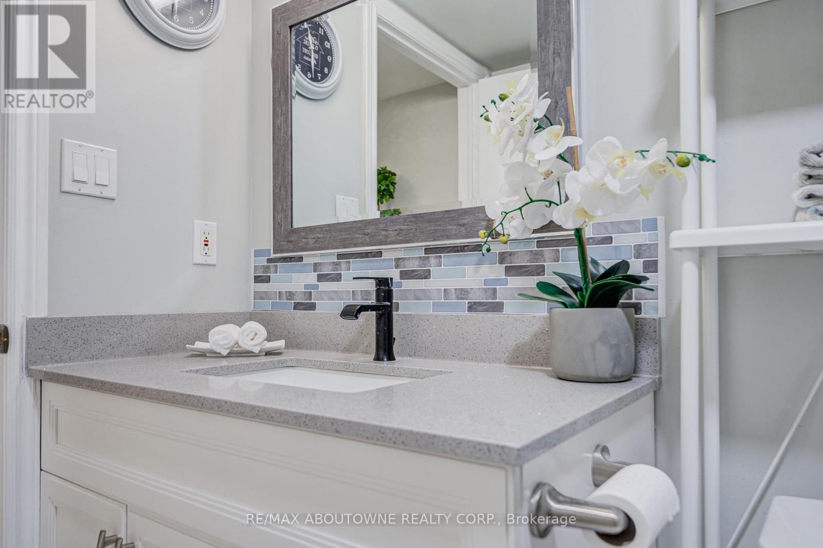 314 - 1460 Bishops Gate, Oakville, Ontario  L6M 4N5 - Photo 32 - W12540514