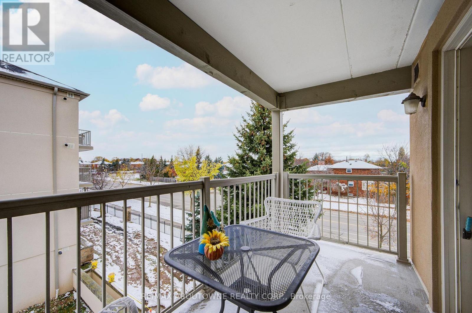 314 - 1460 Bishops Gate, Oakville, Ontario  L6M 4N5 - Photo 34 - W12540514