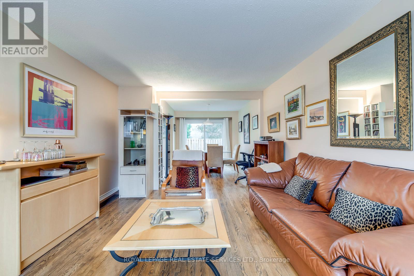 202 - 1055 Shawnmarr Road, Mississauga, Ontario  L5H 3V2 - Photo 10 - W12540518