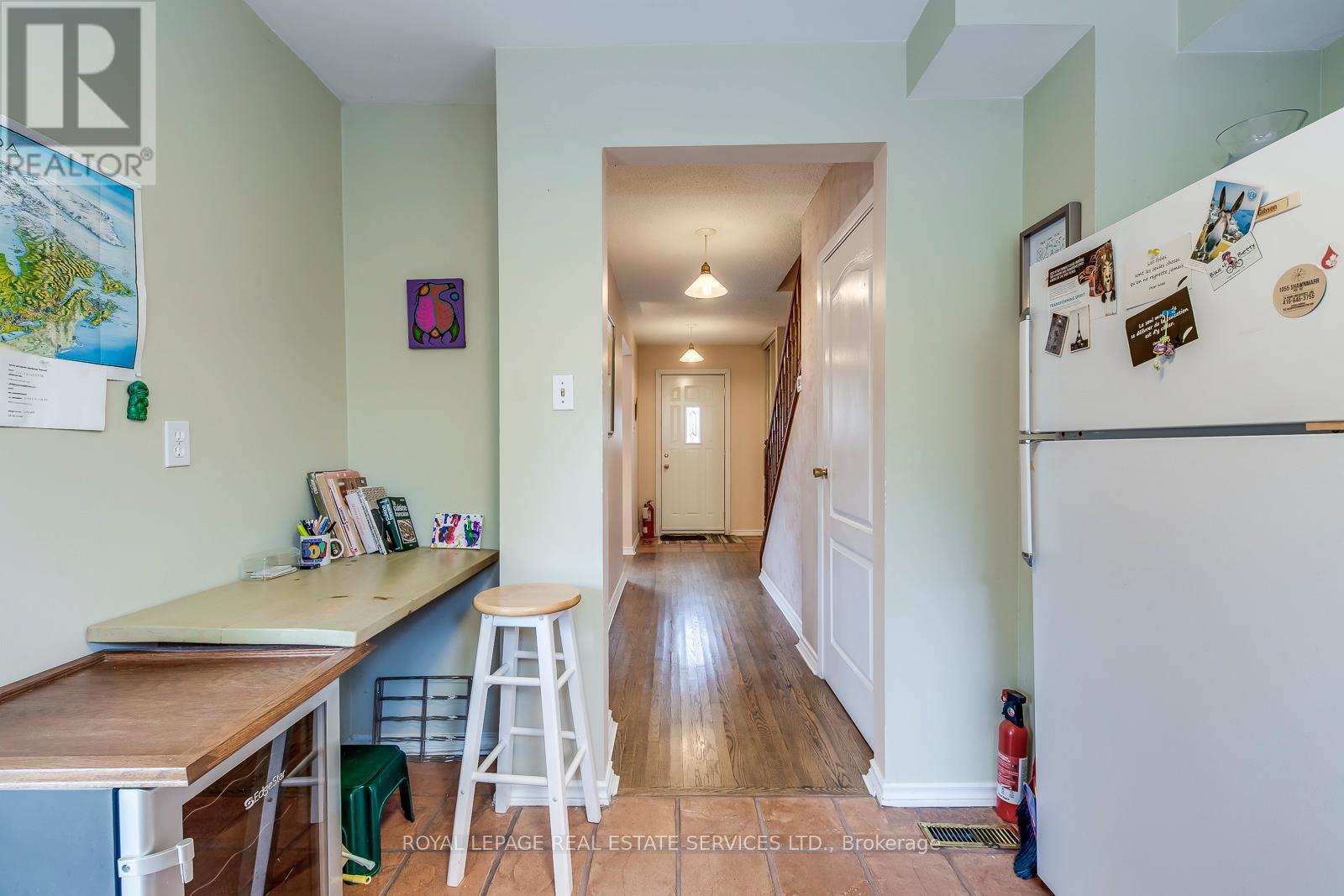 202 - 1055 Shawnmarr Road, Mississauga, Ontario  L5H 3V2 - Photo 21 - W12540518