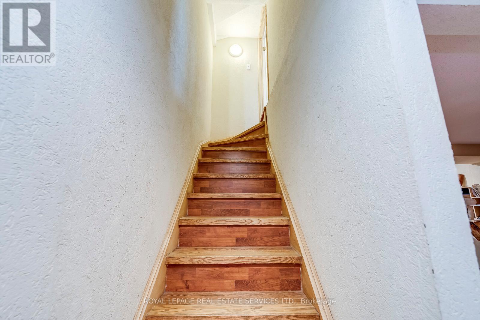 202 - 1055 Shawnmarr Road, Mississauga, Ontario  L5H 3V2 - Photo 32 - W12540518