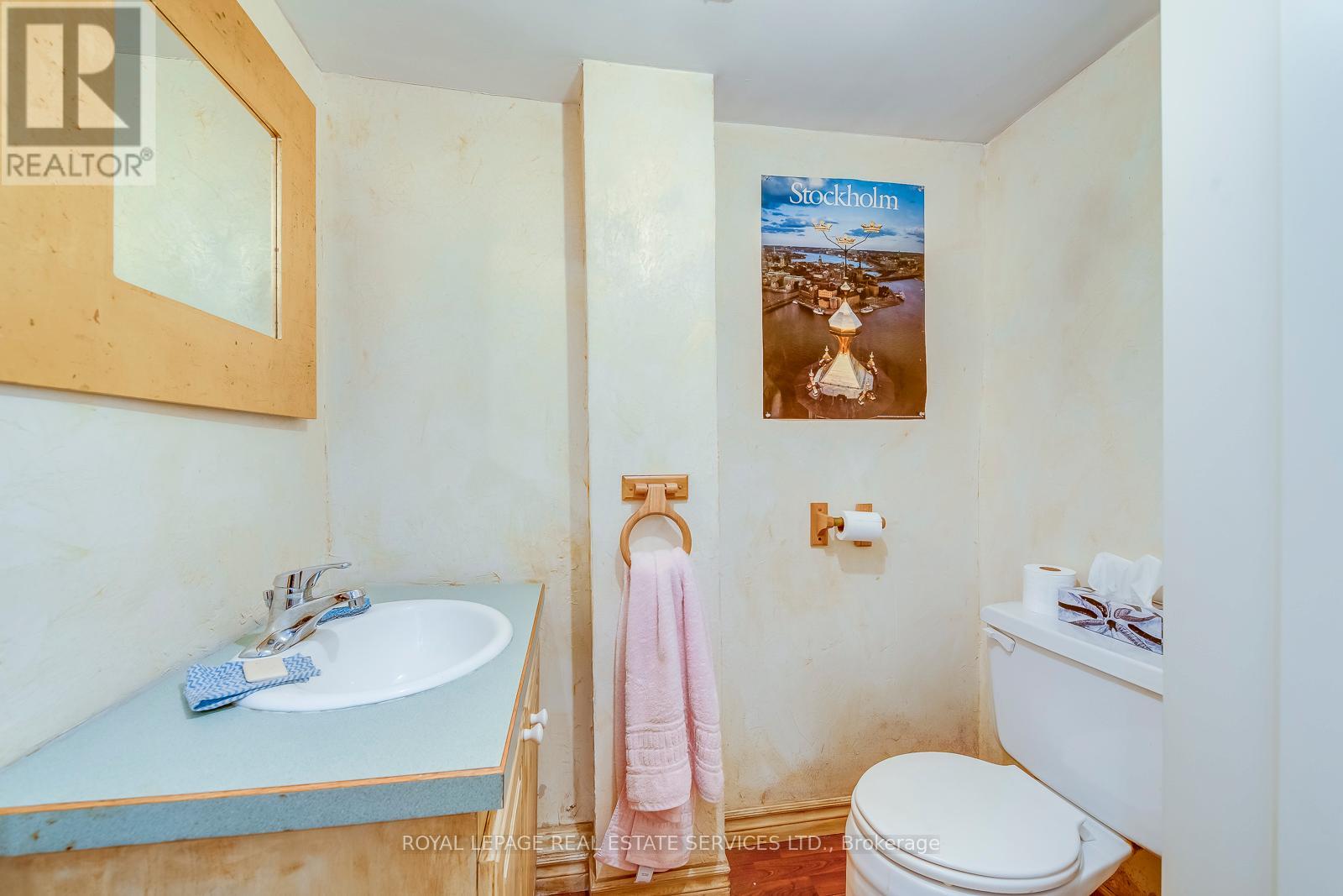 202 - 1055 Shawnmarr Road, Mississauga, Ontario  L5H 3V2 - Photo 36 - W12540518