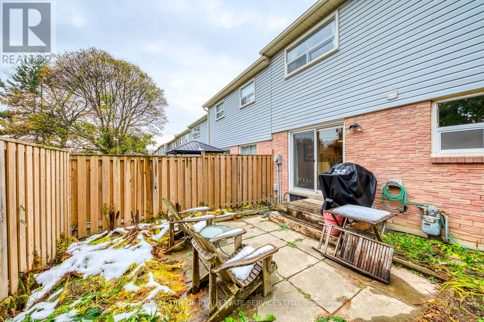 202 - 1055 Shawnmarr Road, Mississauga, Ontario  L5H 3V2 - Photo 40 - W12540518