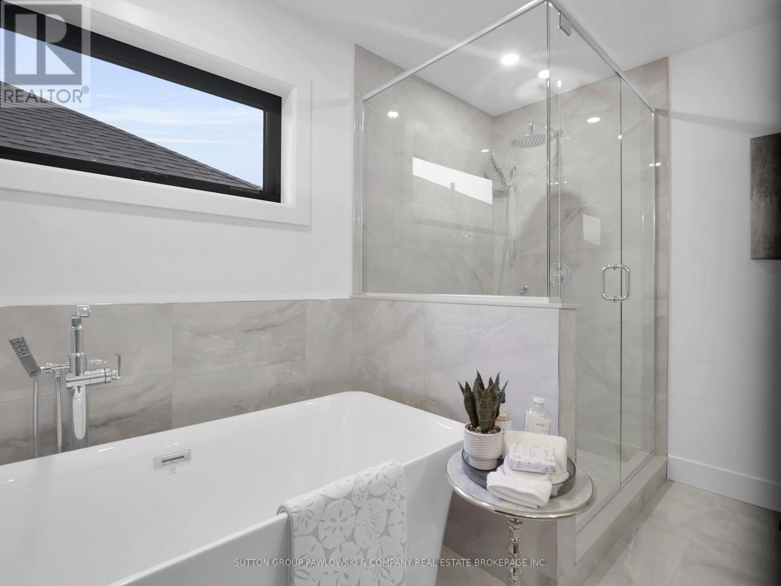 Lot #16 - 190 Timberwalk Trail, Middlesex Centre, Ontario  N0M 2A0 - Photo 22 - X12540688