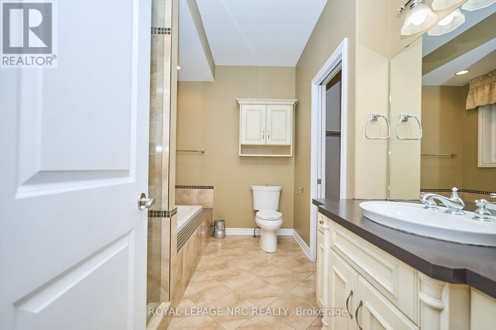 45 Timber Creek Crescent, Pelham, Ontario  L3E 0P3 - Photo 38 - X12538118