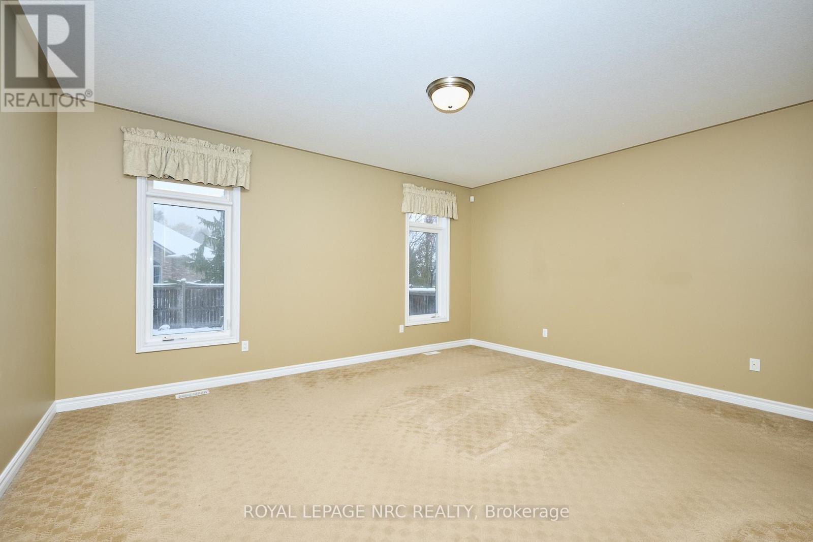 45 Timber Creek Crescent, Pelham, Ontario  L3E 0P3 - Photo 36 - X12538118