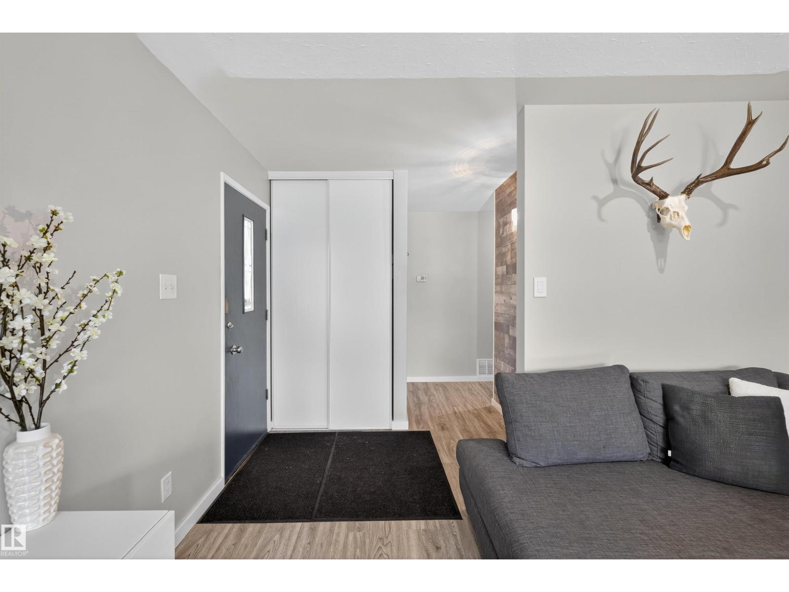 7719 71 Av Nw, Edmonton, Alberta  T6C 0A9 - Photo 7 - E4465569