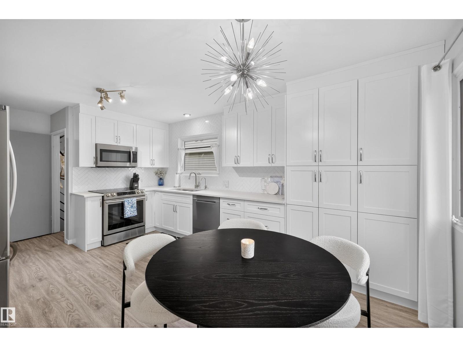 7719 71 Av Nw, Edmonton, Alberta  T6C 0A9 - Photo 8 - E4465569