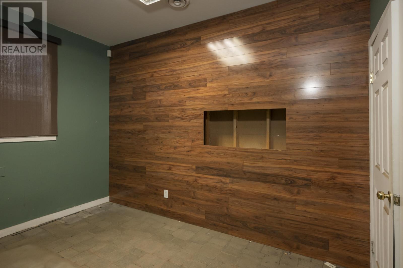 561 Tenth Ave., Thunder Bay, Ontario  P7B 2R3 - Photo 16 - TB253461