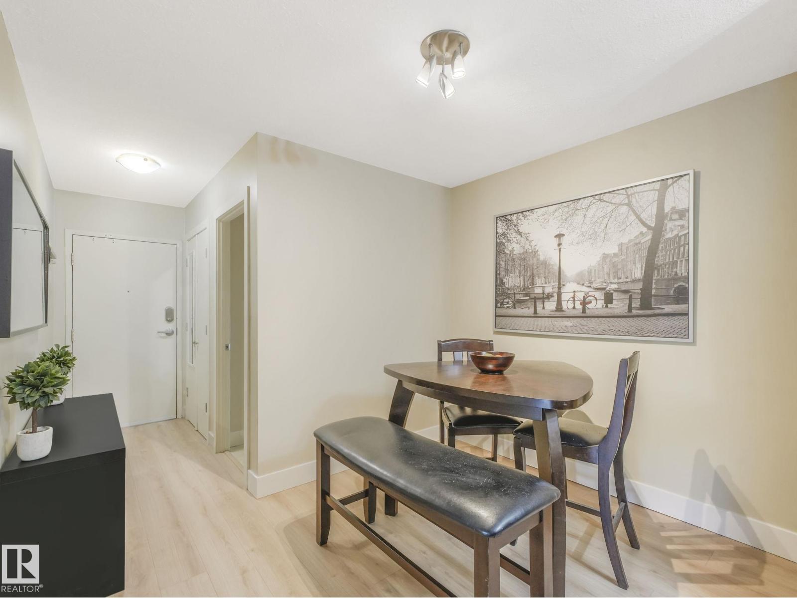 #102 9715 110 St Nw, Edmonton, Alberta  T5K 2M1 - Photo 8 - E4465572