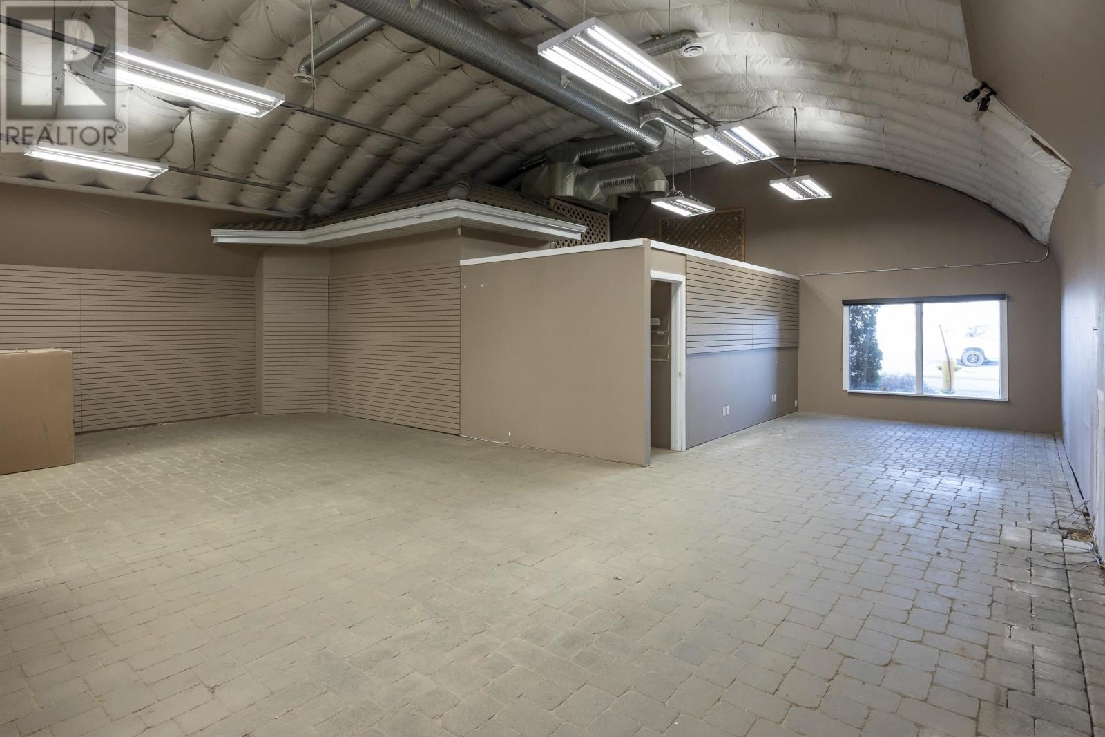 561 Tenth Ave., Thunder Bay, Ontario  P7B 2R3 - Photo 17 - TB253461