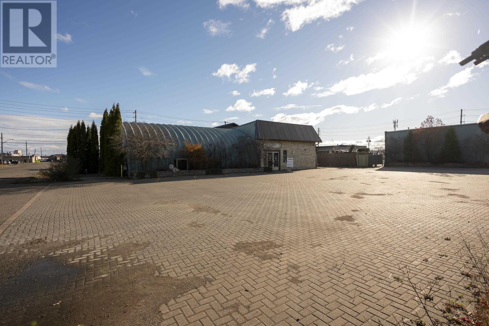 561 Tenth Ave., Thunder Bay, Ontario  P7B 2R3 - Photo 24 - TB253461