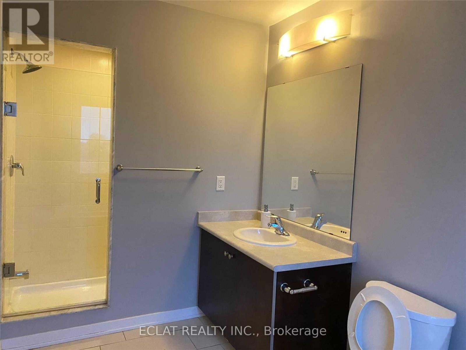 51 Sherway Street, Hamilton, Ontario  L8J 0J3 - Photo 11 - X12540346