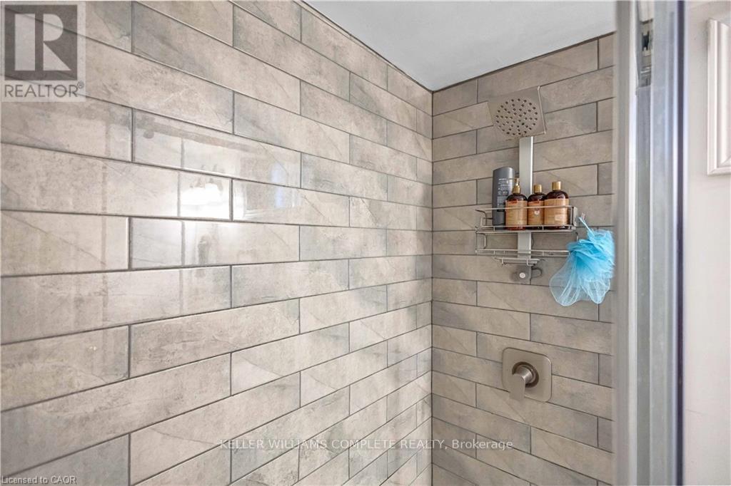 16 Jessica Street, Hamilton, Ontario  L8W 4A3 - Photo 36 - X12540348