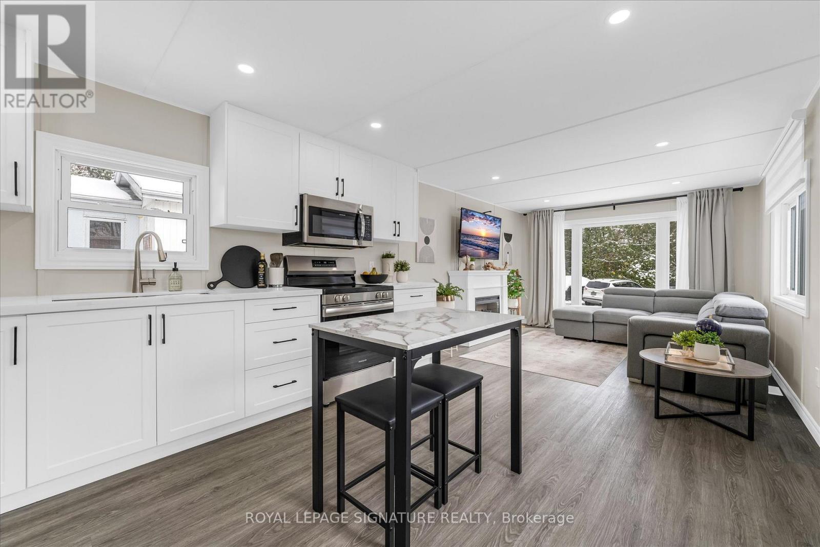 40 Hillside - 1294 8th Concession Road W, Hamilton, Ontario  N0B 2J0 - Photo 7 - X12540400