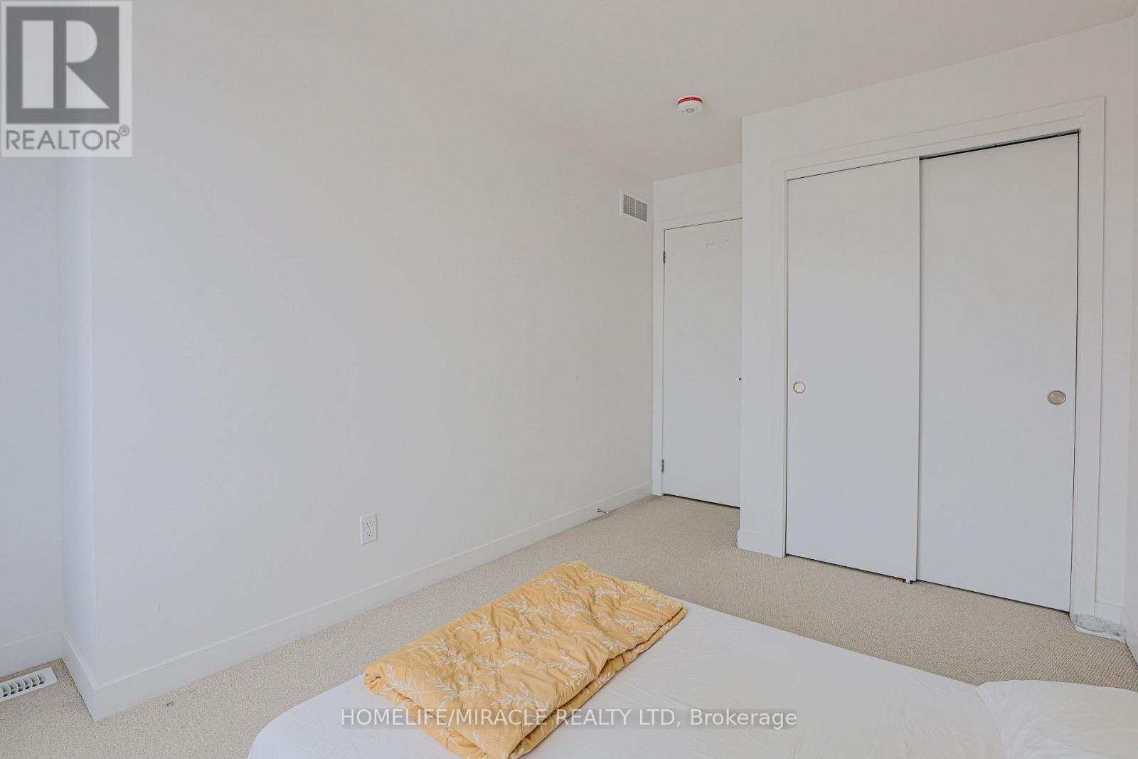 105 Pony Way, Kitchener, Ontario  N2R 0R8 - Photo 24 - X12540474