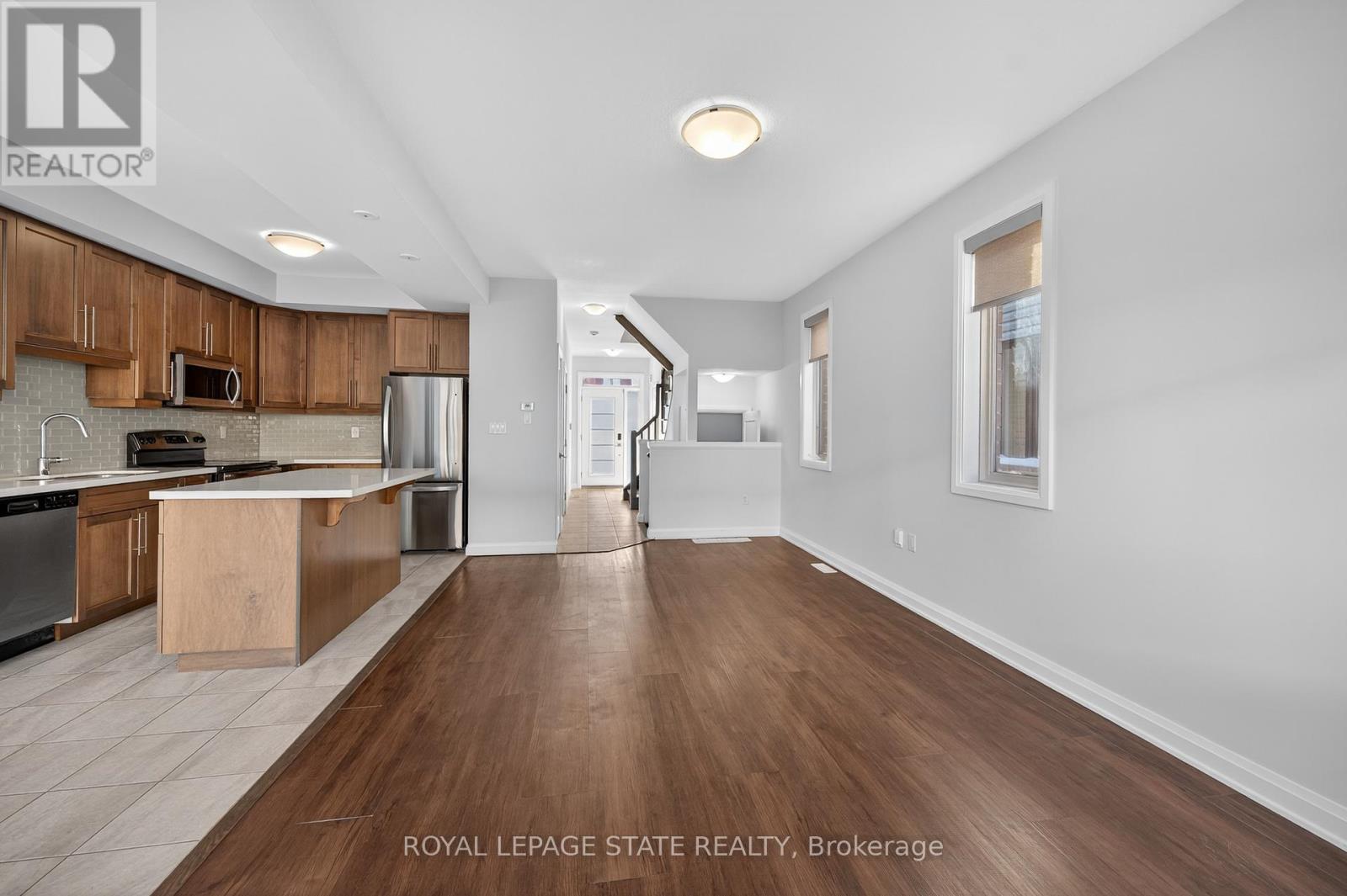 9 Rouley Lane, Hamilton, Ontario  L9G 0G5 - Photo 11 - X12540536