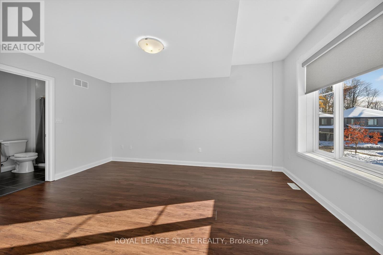 9 Rouley Lane, Hamilton, Ontario  L9G 0G5 - Photo 22 - X12540536