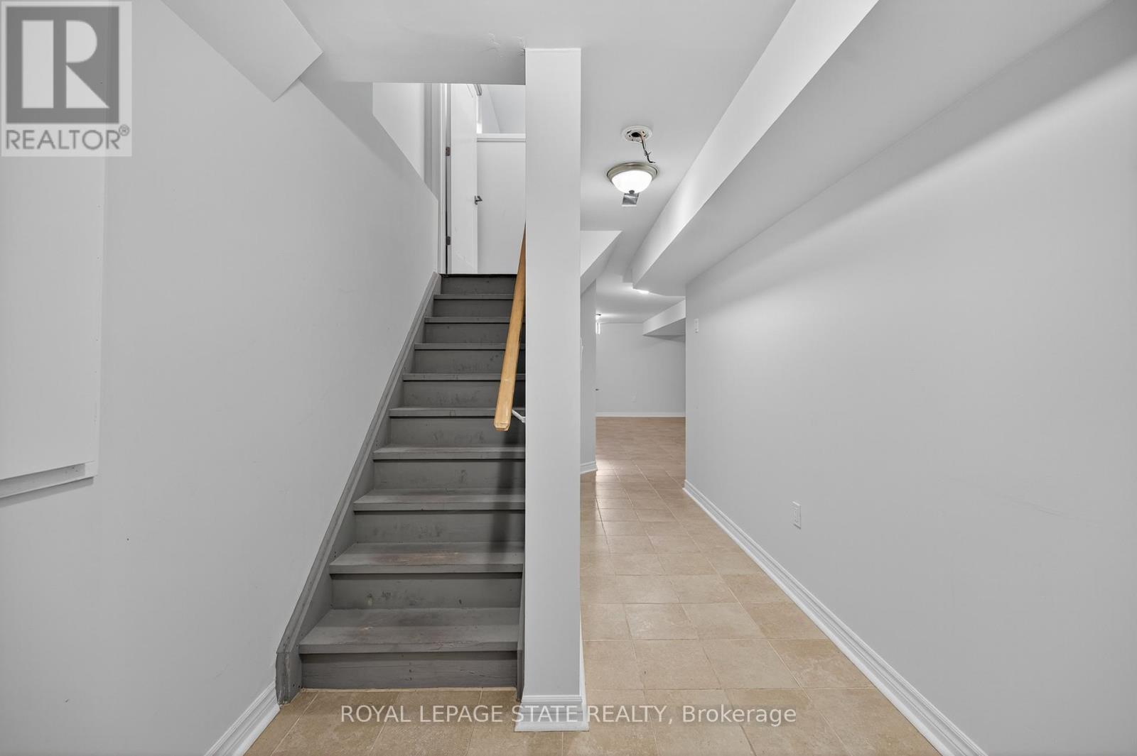 9 Rouley Lane, Hamilton, Ontario  L9G 0G5 - Photo 33 - X12540536