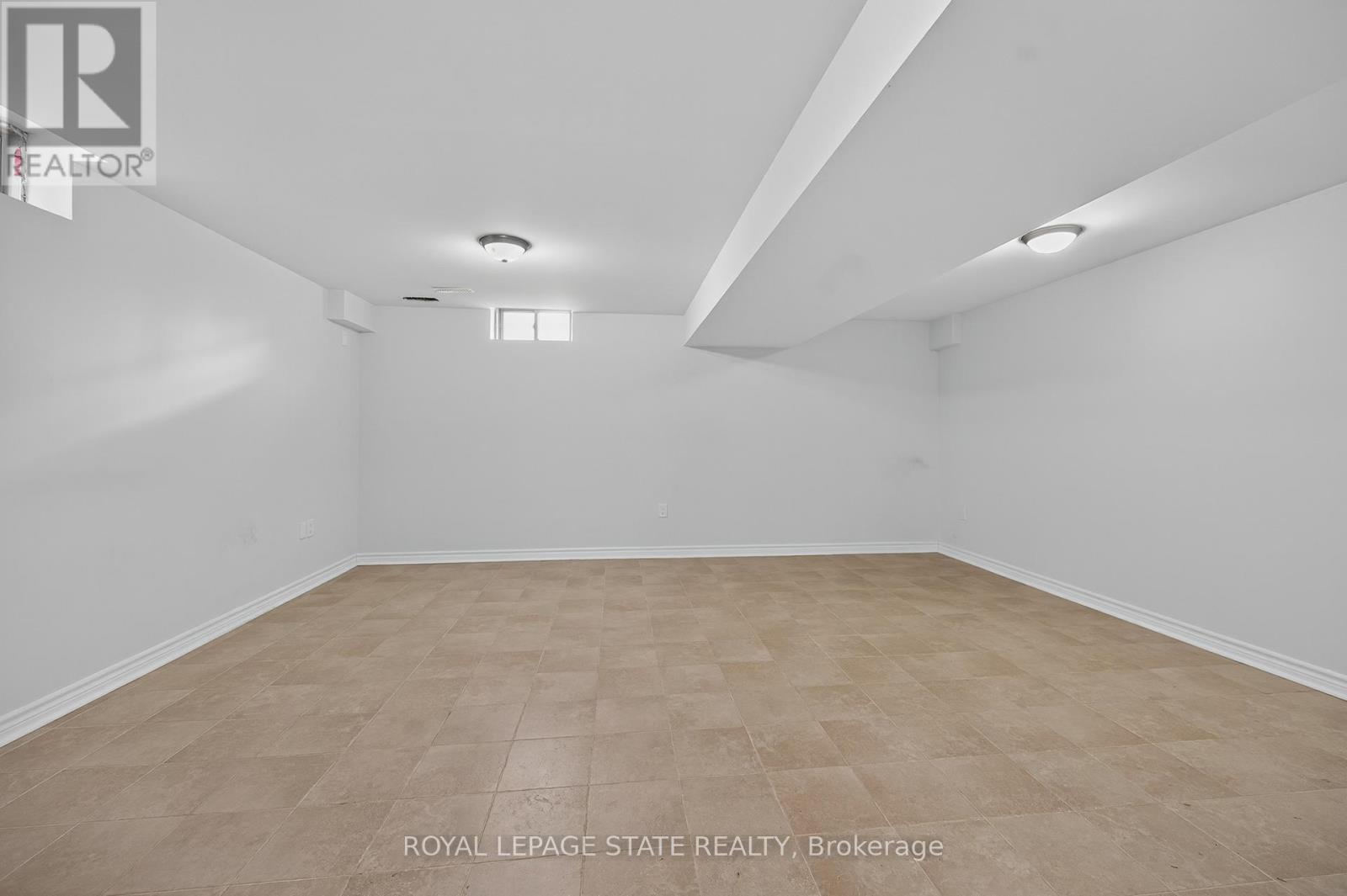 9 Rouley Lane, Hamilton, Ontario  L9G 0G5 - Photo 34 - X12540536