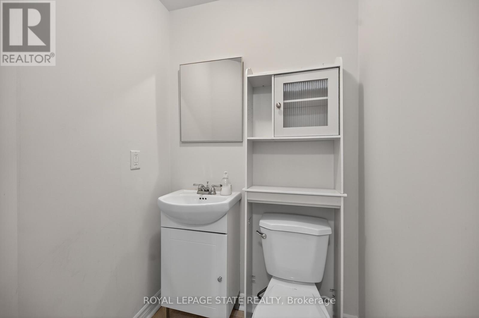 9 Rouley Lane, Hamilton, Ontario  L9G 0G5 - Photo 38 - X12540536