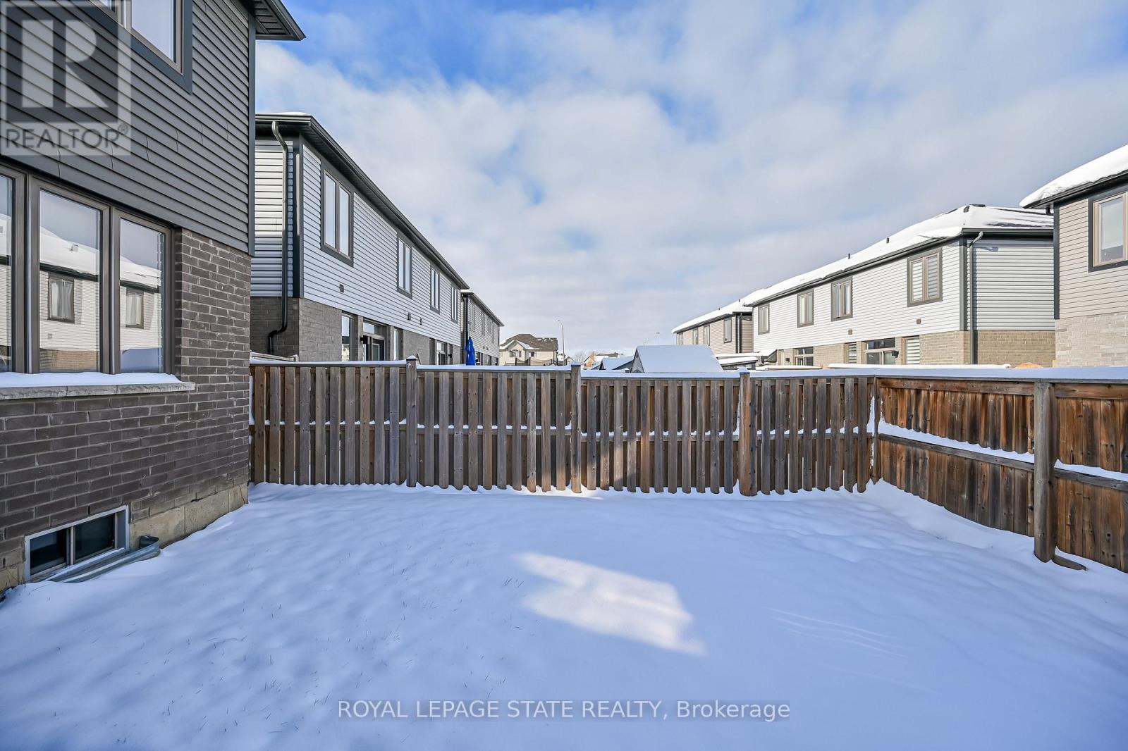 9 Rouley Lane, Hamilton, Ontario  L9G 0G5 - Photo 40 - X12540536